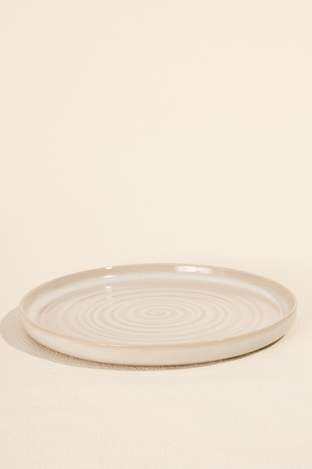 Plato Mesa Nic Color Unico