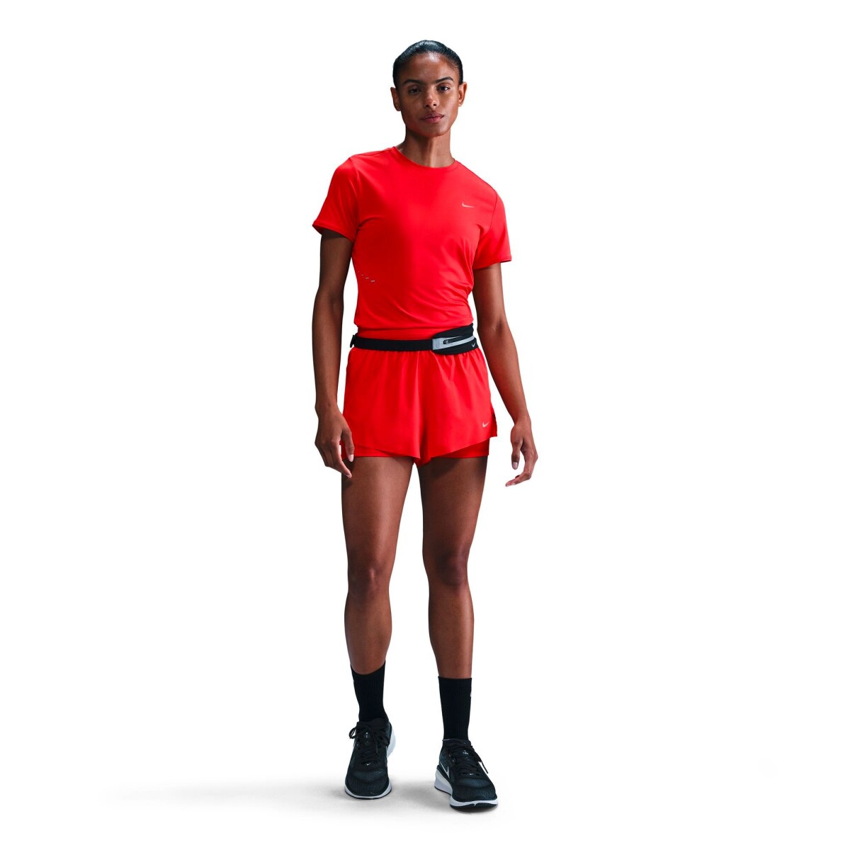 Remera Nike Swift Dri-Fit Top de Mujer - Rojo 