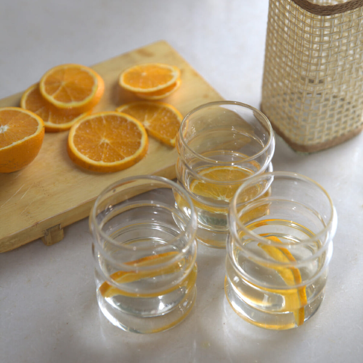 Vaso de vidrio ondeado 370 ml 