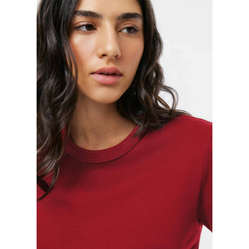 CAMISETA MM FEM VERMELHO ESCURO