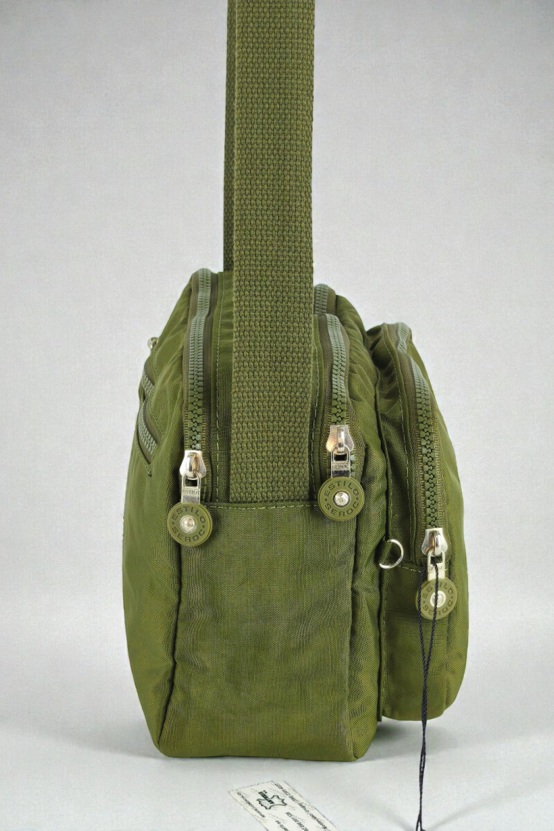Morral con bolsillos verde