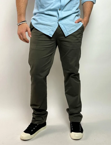 Pantalón de gabardina corte vestir Soto Verde