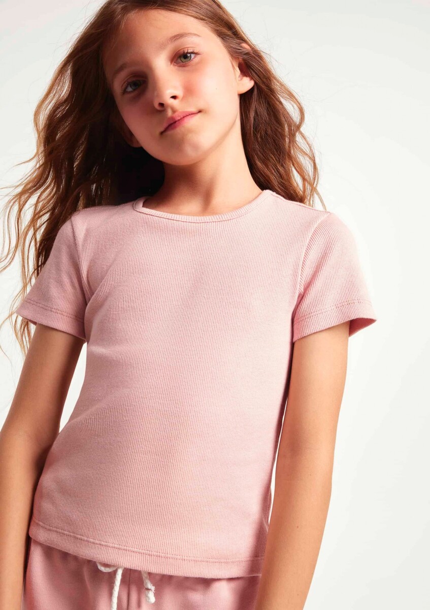 BLUSA CON BORDADO EN TELA ACANALADA - ROSADO 