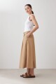 Falda midi con pinzas tostado