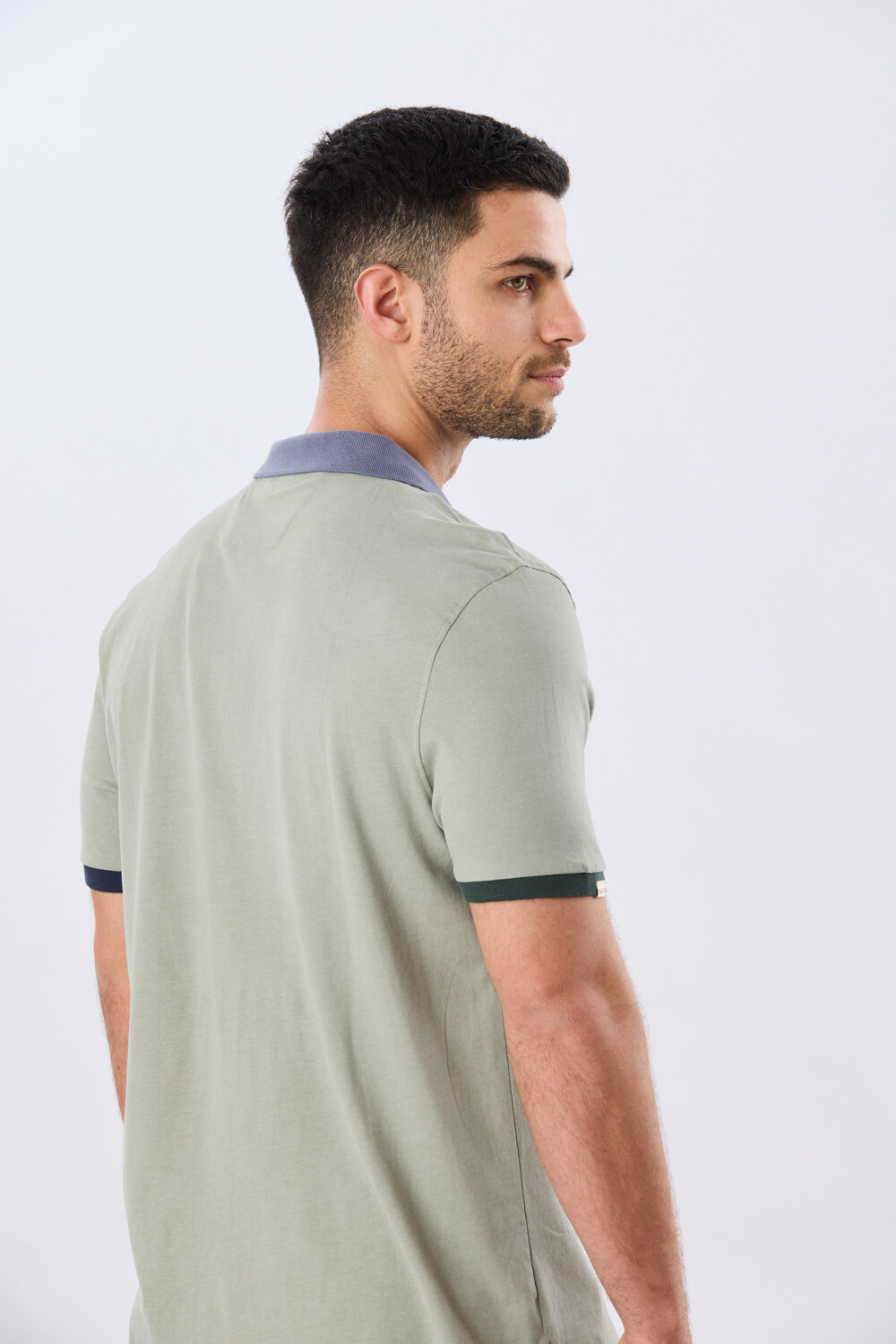 REMERA POLO LISA JERSEY Pistacho