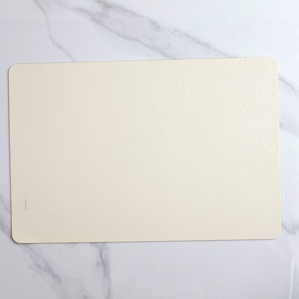 INDIVIDUAL SIMIL CUERO 43x28.5CM BLANCO 