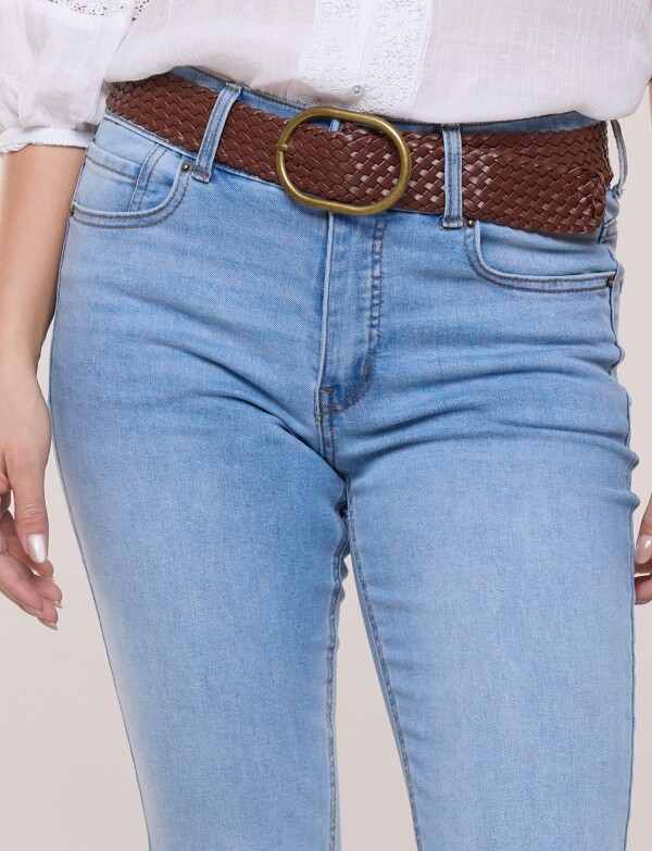 Jean Bootcut Con Cinto JEAN CLARO