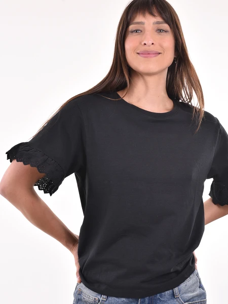 REMERA ROSMERI NEGRO
