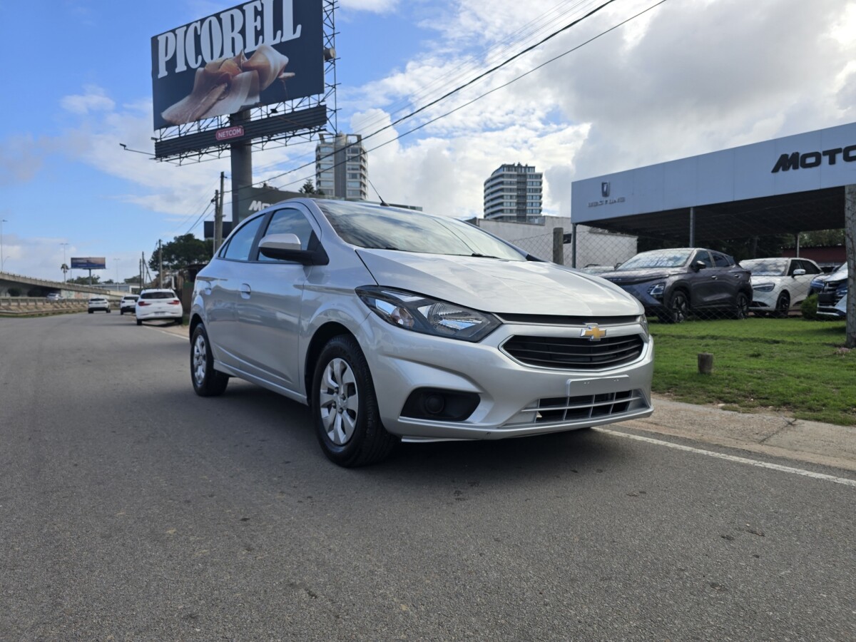 Chevrolet Onix LT 1.0 EXCELENTE ESTADO! | Permuta / Financia Chevrolet Onix LT 1.0 EXCELENTE ESTADO! | Permuta / Financia