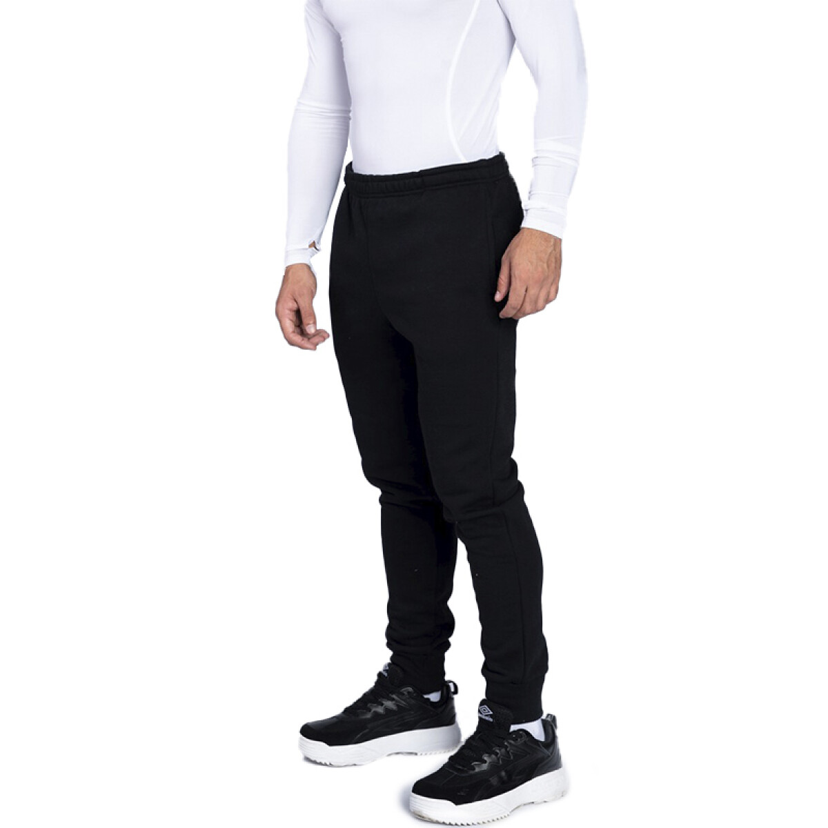 Pantalón Umbro Básico - Negro 