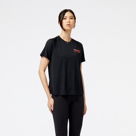 Remera New Balance de Dama - ACCELERATE PACER - WT31241BK BLACK