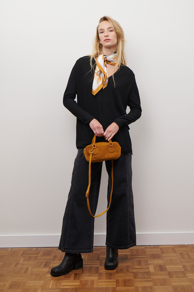 ESCOTE V CLASSIC NEGRO