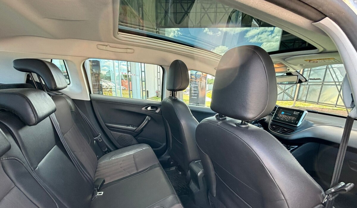 Peugeot 2008 Griffe MT6 - 2018 Peugeot 2008 Griffe MT6 - 2018
