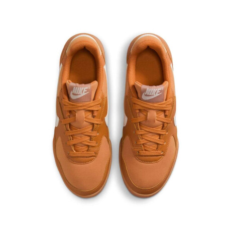Championes Nike Terra Manta de Niños crema