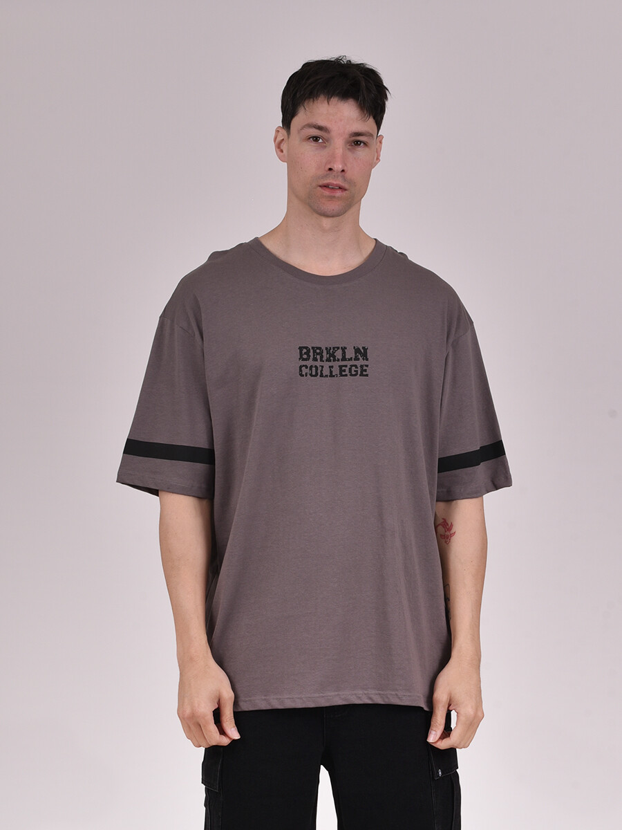 REMERA ST.91 - GRIS OSCURO 