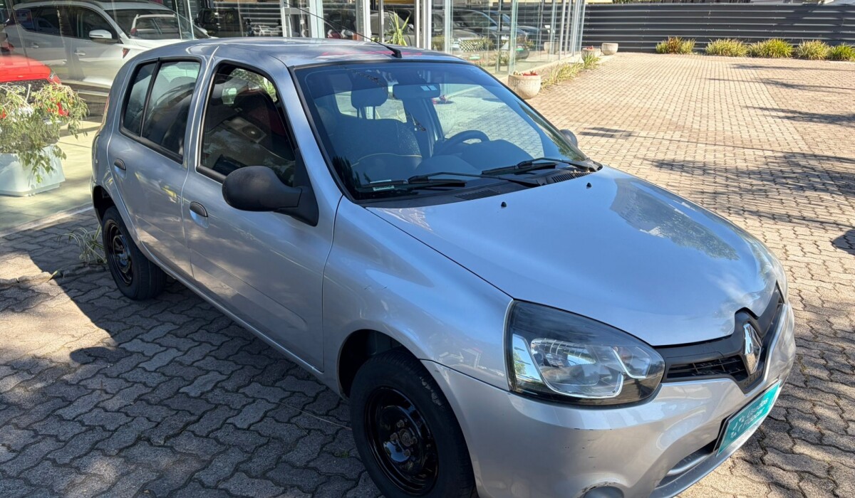 Renauilt Clio Expression - 2013 Renauilt Clio Expression - 2013