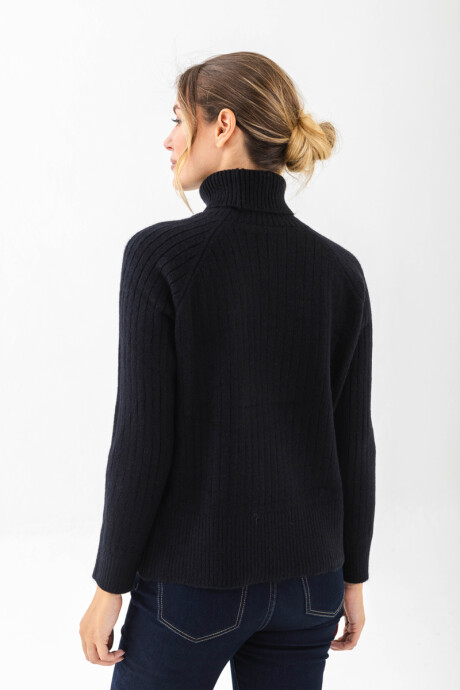 Polera Magdalena Negro
