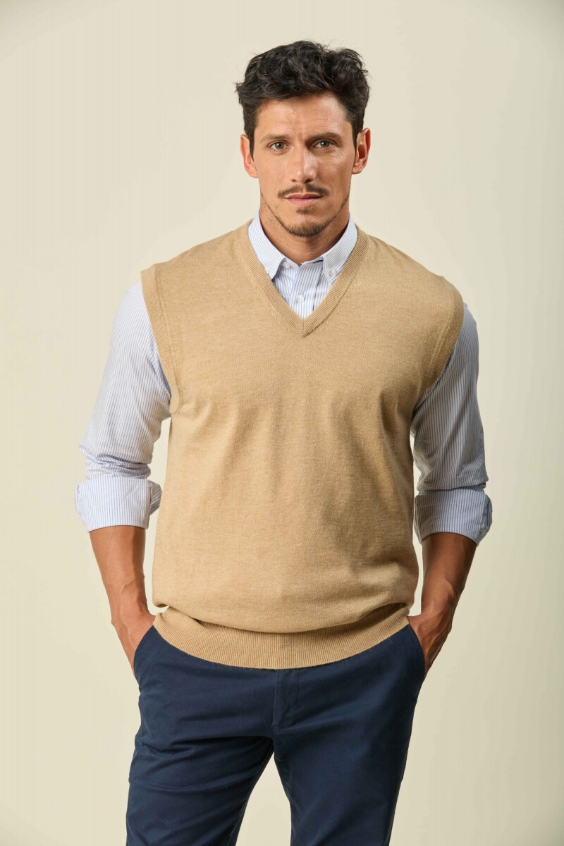 Chaleco Lambswool Escote V - Beige 