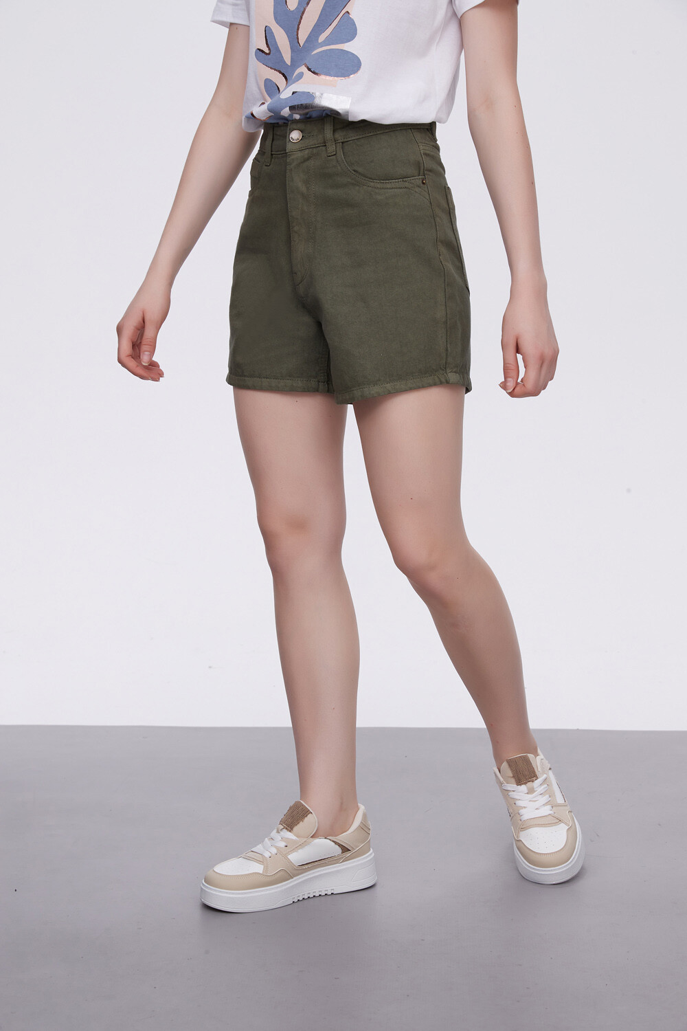 Short Karime Verde Oliva Oscuro