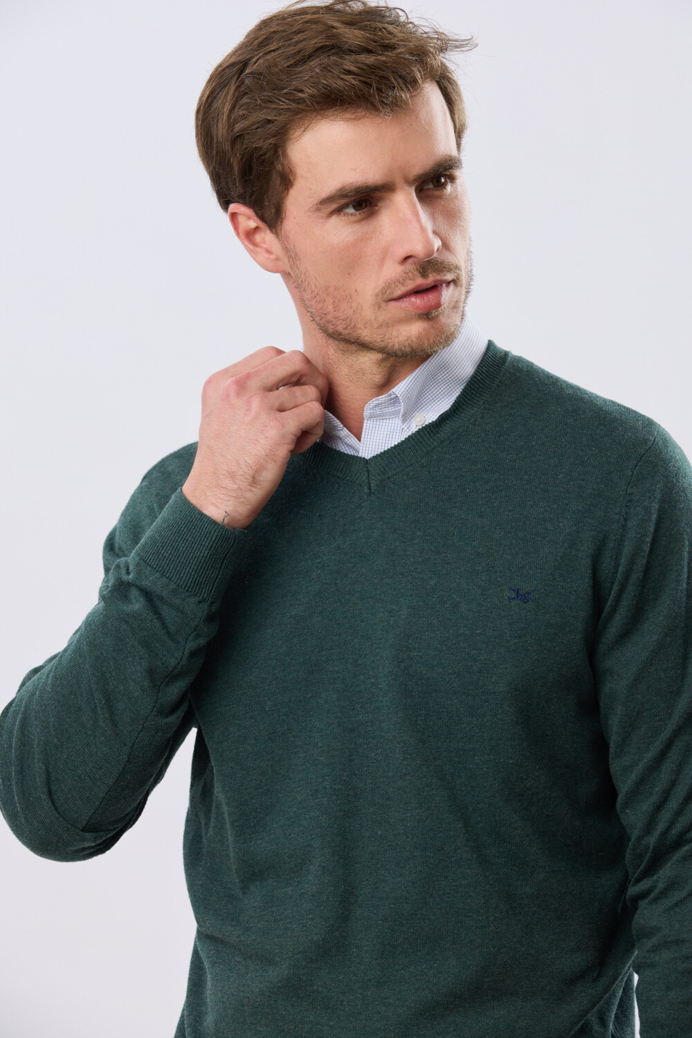 BUZO TEJIDO CUELLO EN V Verde