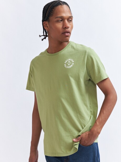 REMERA CALIFORNIA VERDE