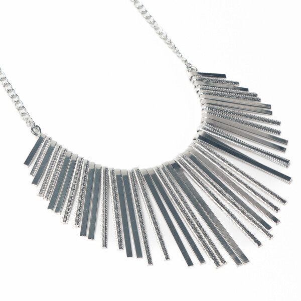 COLLAR HOLIDAY PLATEADO COLLAR HOLIDAY PLATEADO