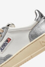 ZAPATILLA MEDALIST LOW Plata