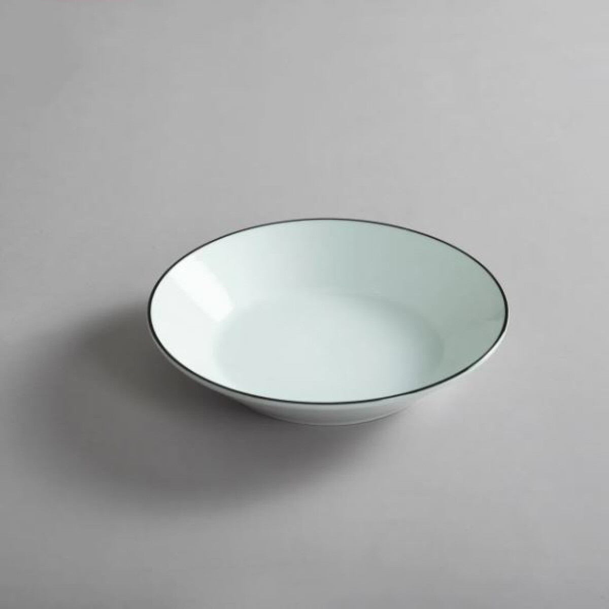 Plato Hondo 20cm Con Filete Royal Porcelain | Por Unidad 