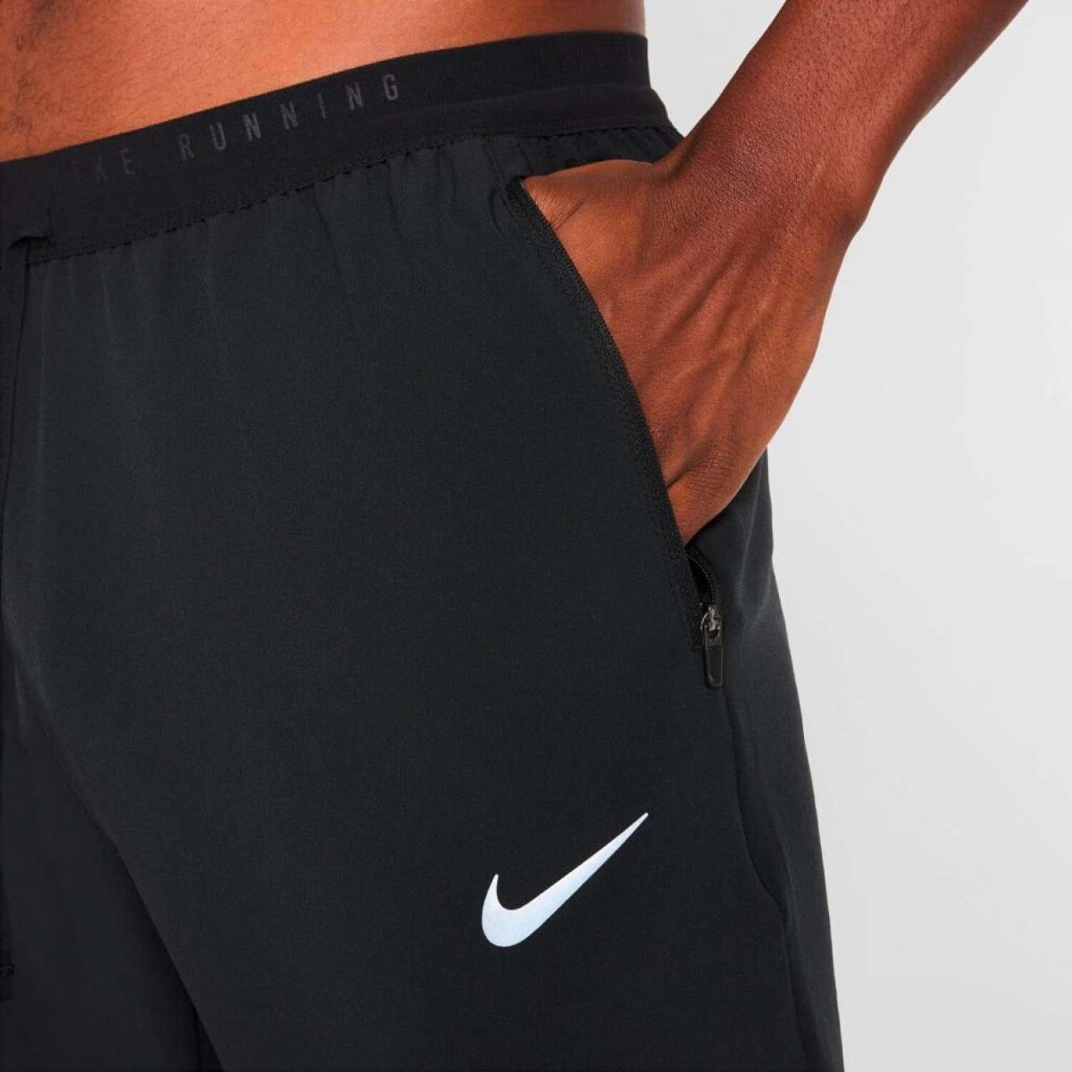 pantalon largo running nike