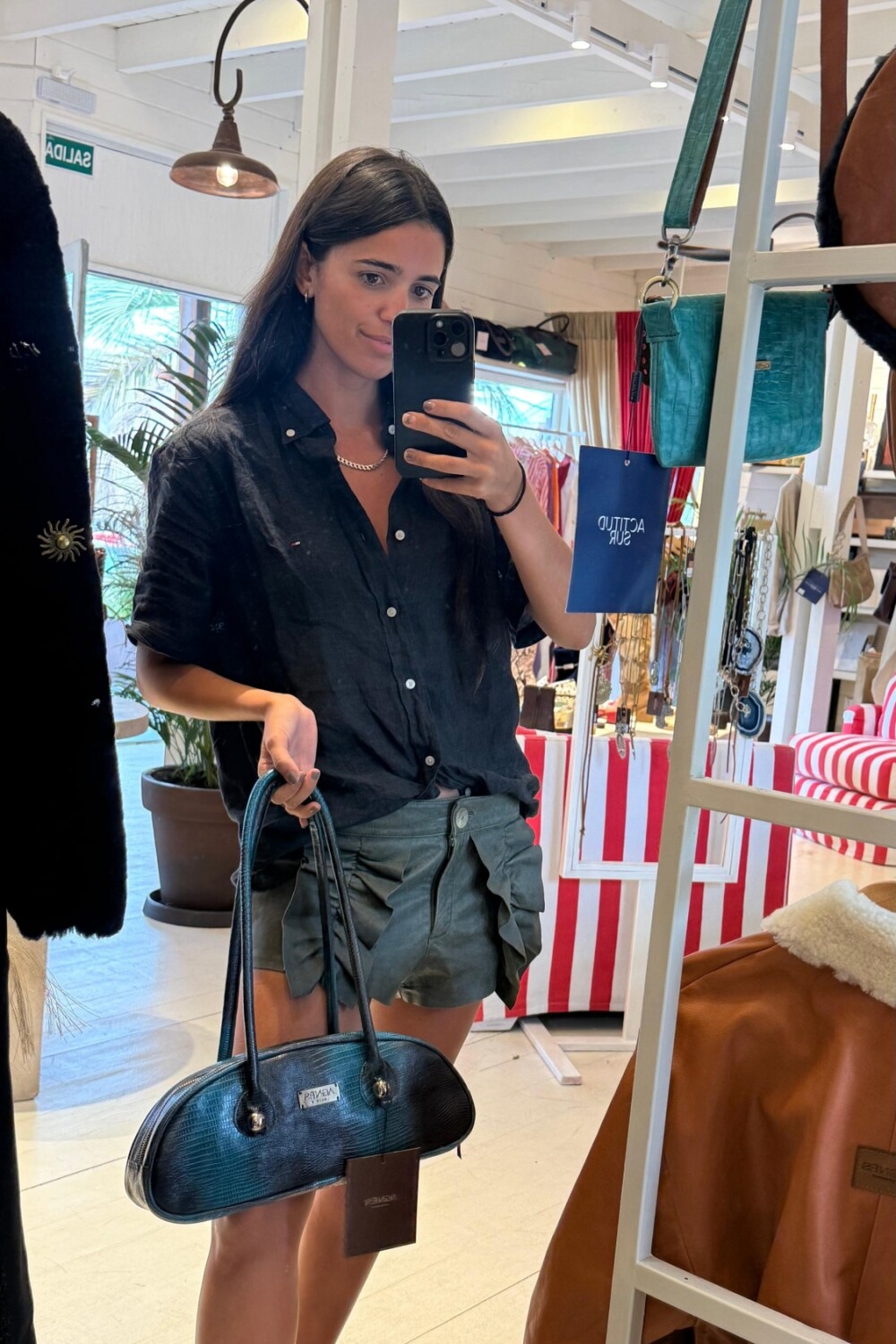 Rosette Leather Shorts Verde