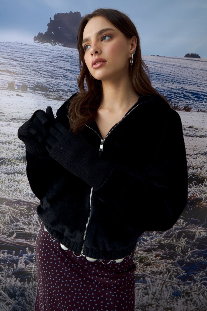 Chaqueta capucha teddy negro