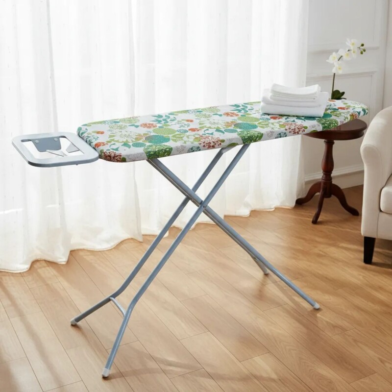Tabla de planchar con superficie metálica Tabla de planchar con superficie metálica