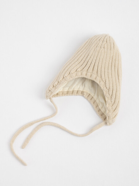 Gorro bonete de punto Beige