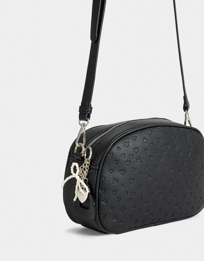 Bandoleras Tendencia Bandolera De Cuerina Con Corazones Y Charms - Negro
