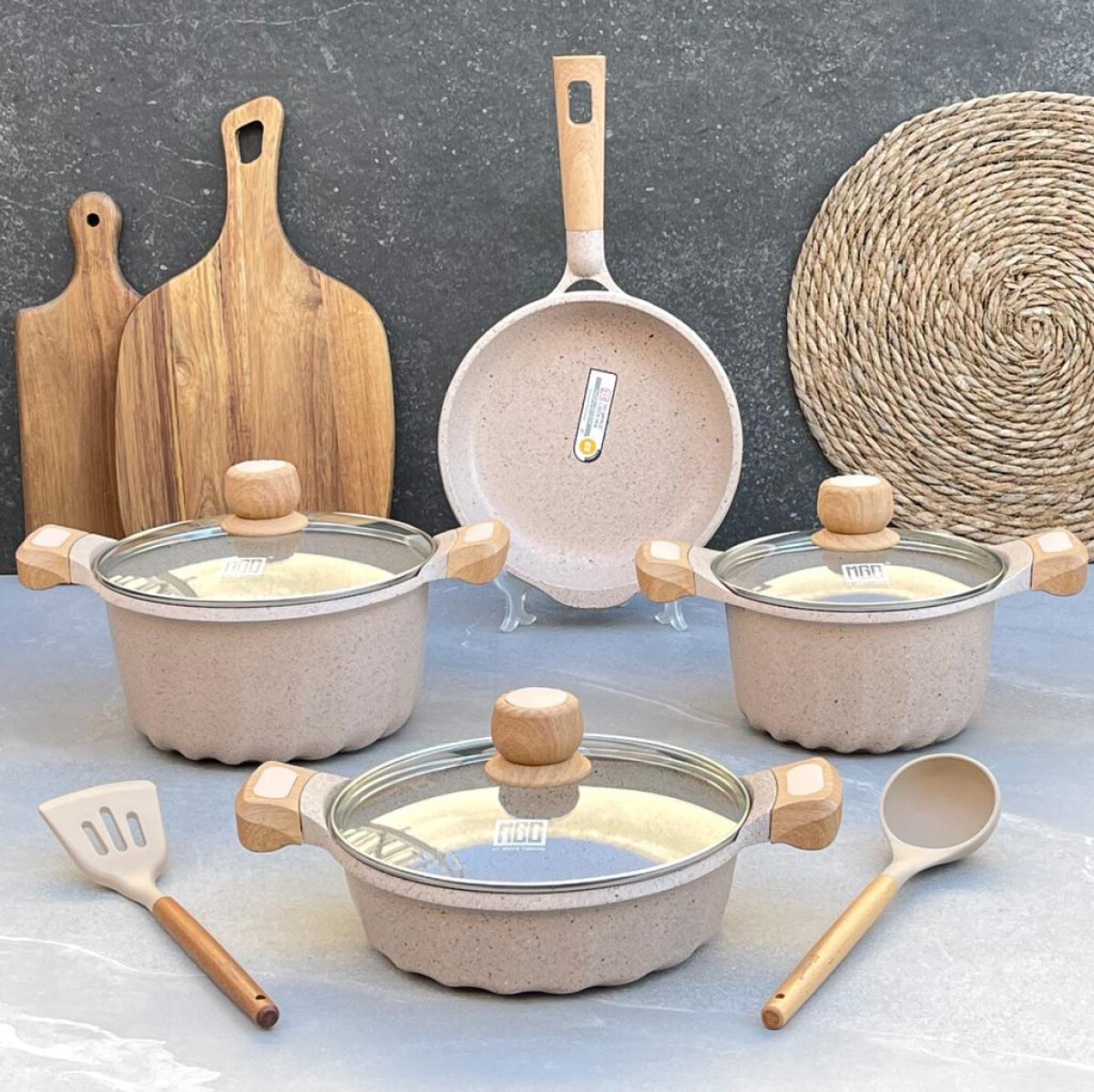 Juego De Ollas Granito Crema 9 Piezas MGC 