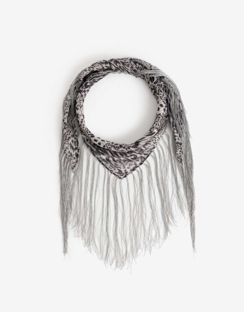 Raso Triangular Con Flecos Y Estampa Animal - Gris Medio 