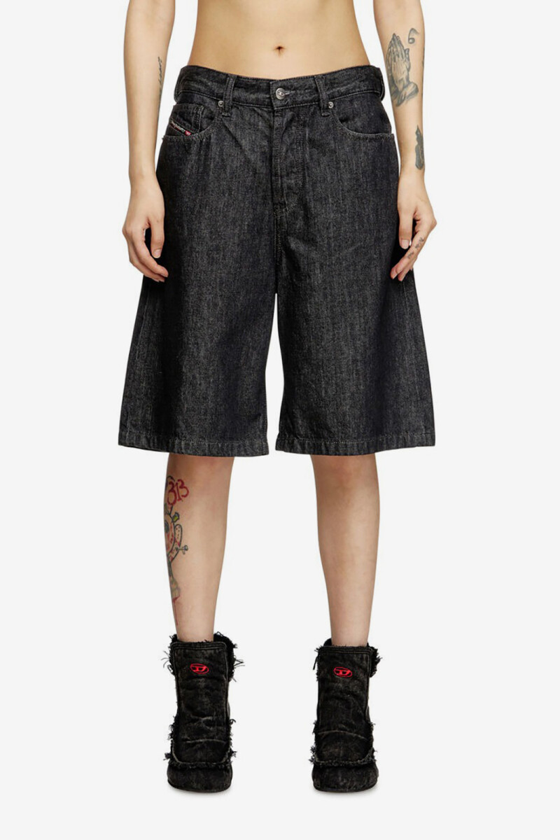 DE-SIRE-SHORT PANTALON CORTO Negro