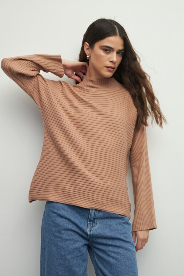 POLERA DOMINIC Tostado