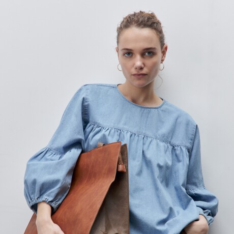 BLUSA RODY Celeste