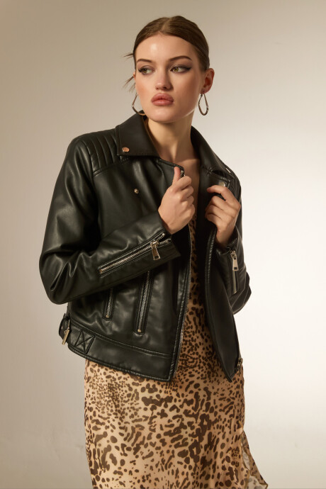 Campera Larissa Negro