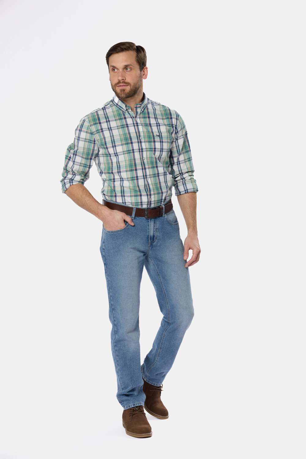 PANTALÓN DE JEAN CLÁSICO Azul claro