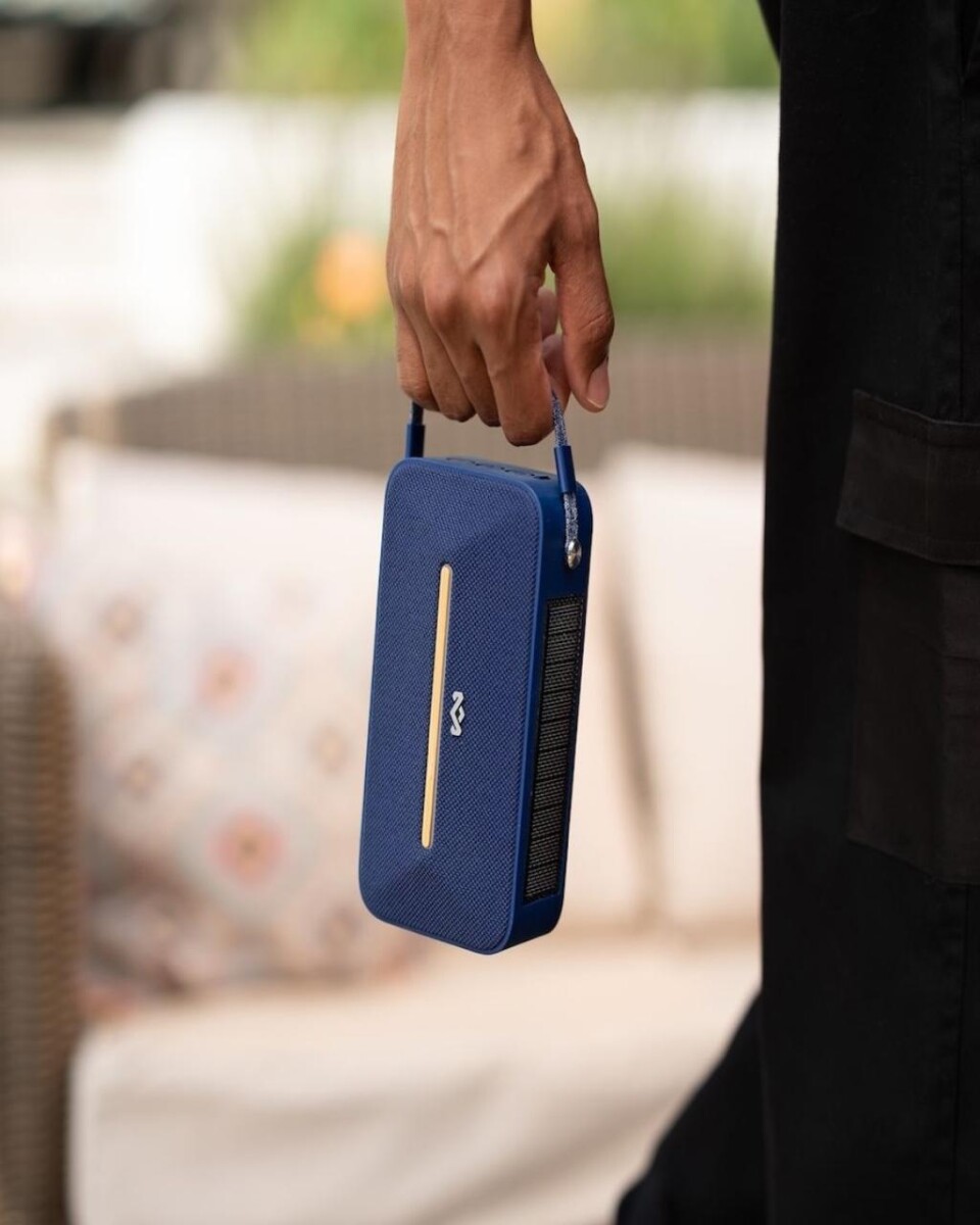 PARLANTE RISE UP SOLAR (BLUETOOTH) / Negro 