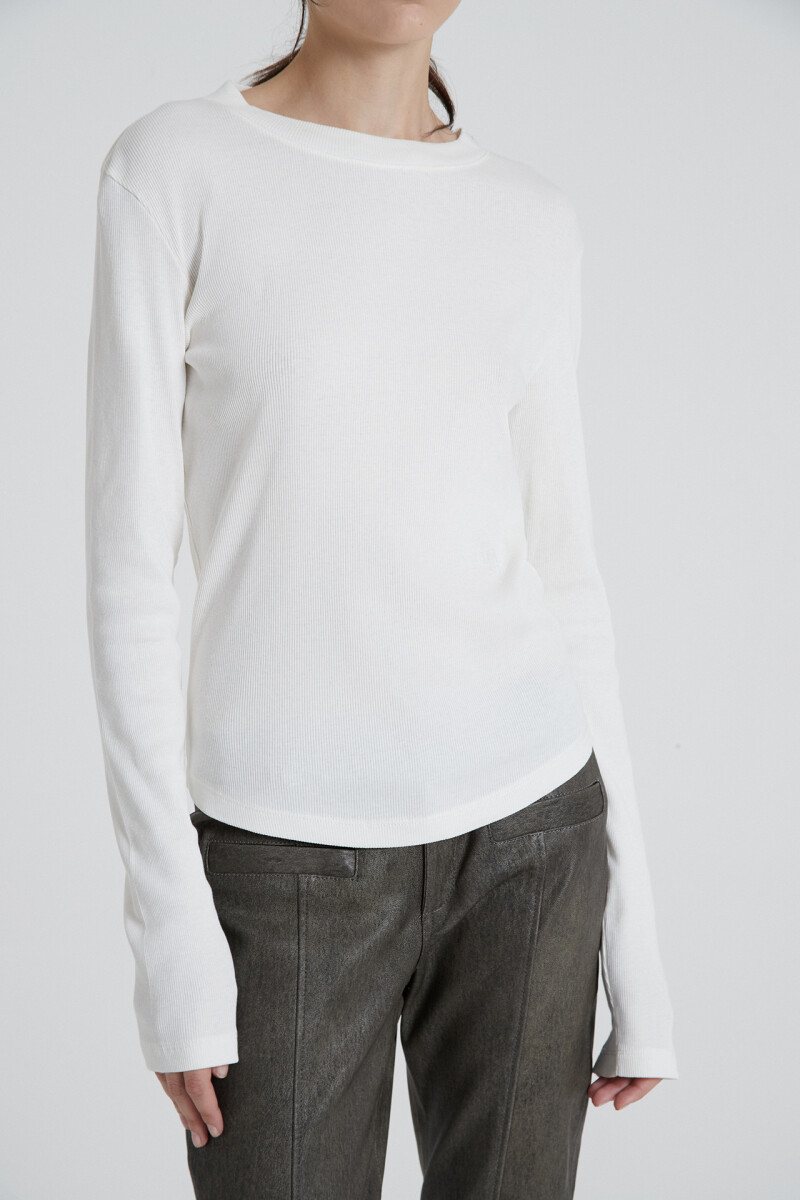 REMERA ML DESPINA 