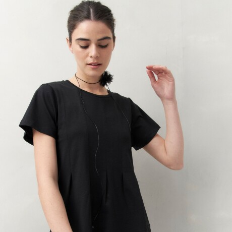 REMERA CALIRA Negro