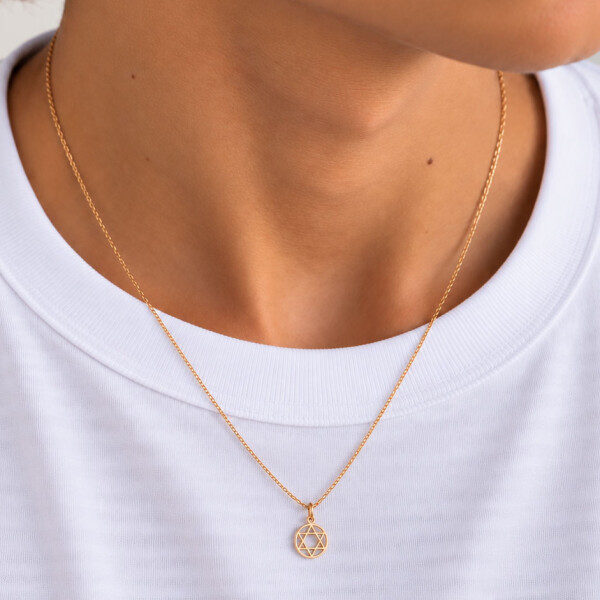 Colgante Tzion Calado de Oro Amarillo 18k Colgante Tzion Calado de Oro Amarillo 18k