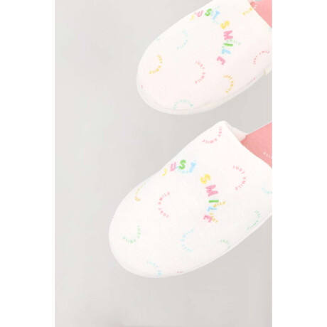 Pantufla just smile Marfil