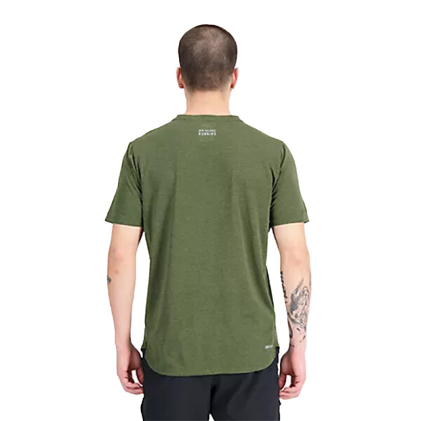 Remera New Balance Impact Run Sleeve Verde