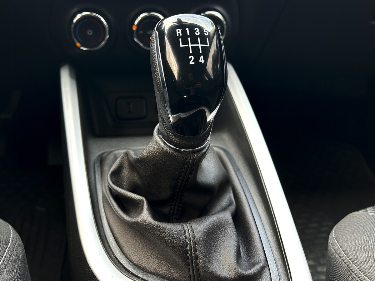 Chevrolet Onix 1.0T EXCELENTE ESTADO! | Permuta / Financia Chevrolet Onix 1.0T EXCELENTE ESTADO! | Permuta / Financia