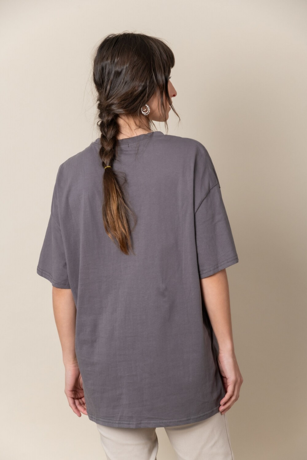 REMERA NYC Gris