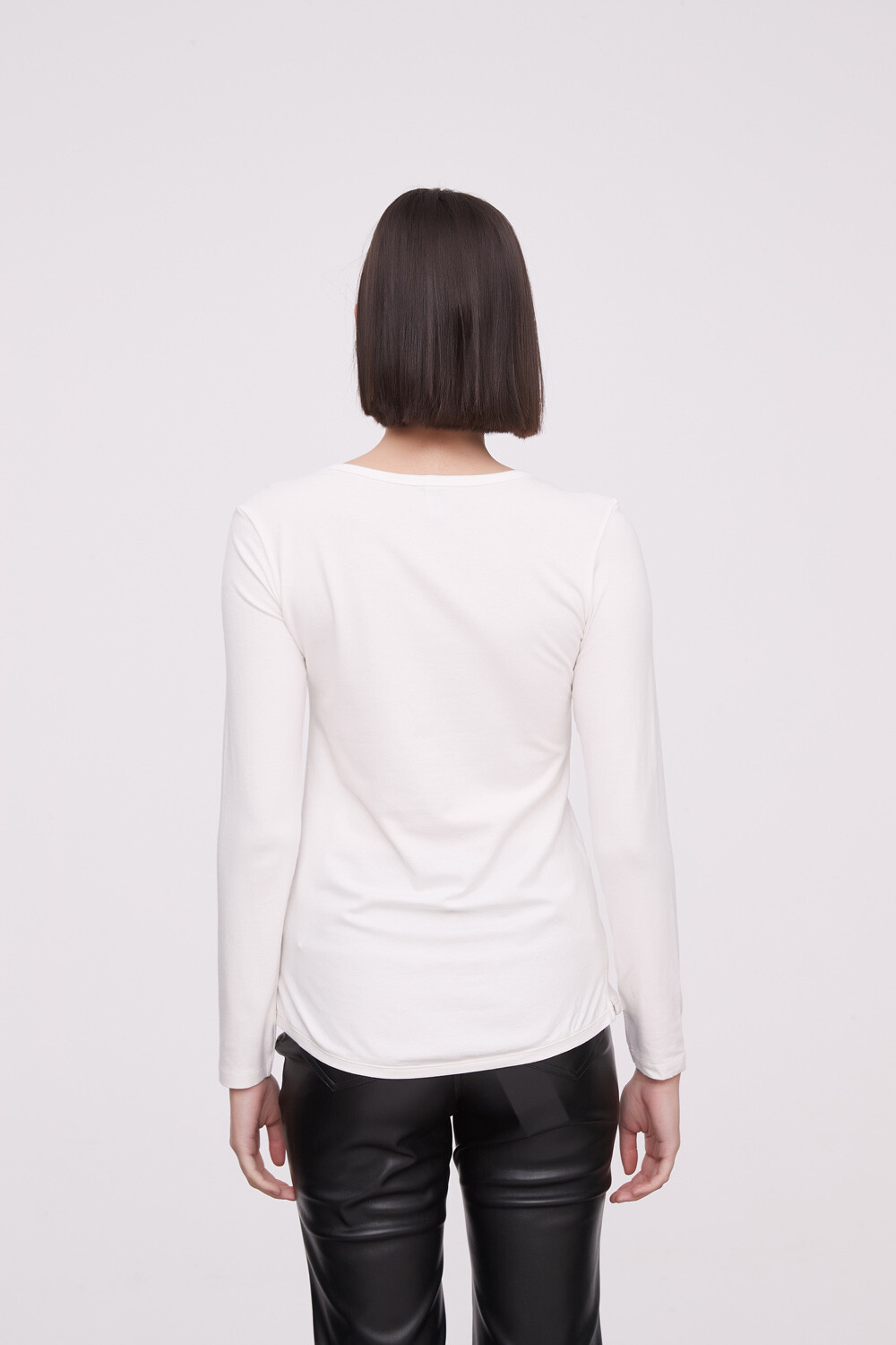 Remera Aman Marfil / Off White